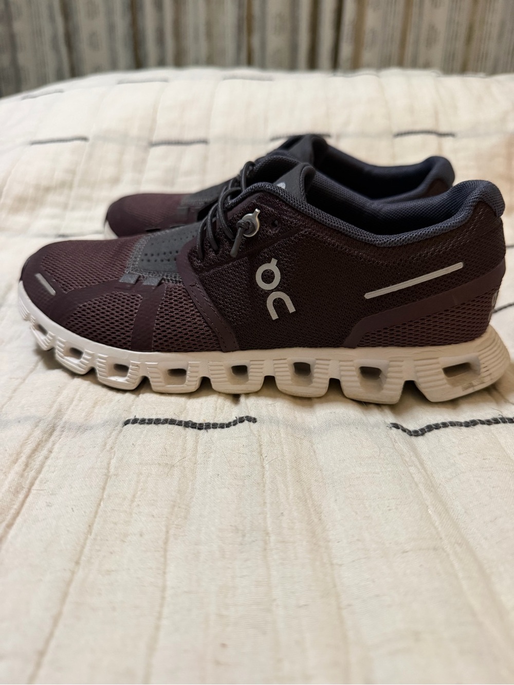 On cloud women’s shoes.